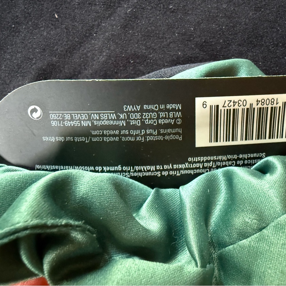Aveda X 3.1 Phillip Lim Limited Edition Hair Scrunchie Trio. NEW - Picture 3 of 3